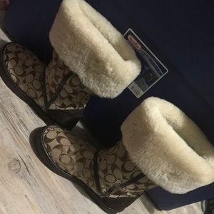 Coach boots
